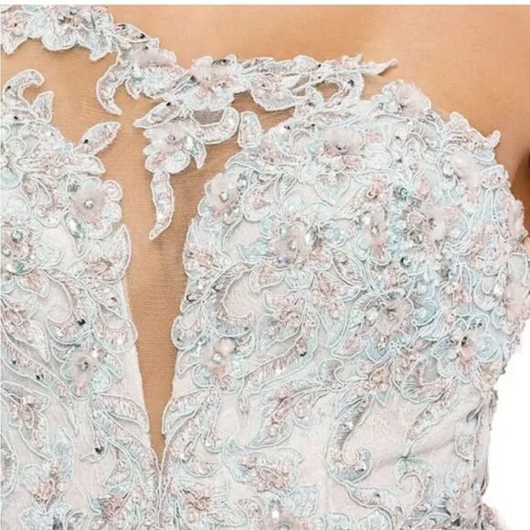 Mac Duggal gown - Picture 4 of 12